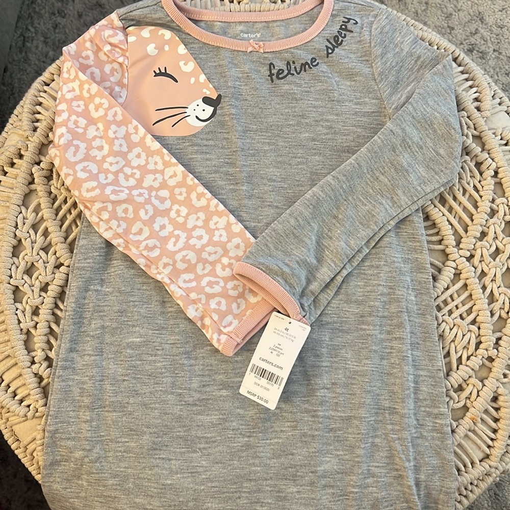 CARTER’S GIRLS LONG SLEEVE PAJAMA SIZE 4T